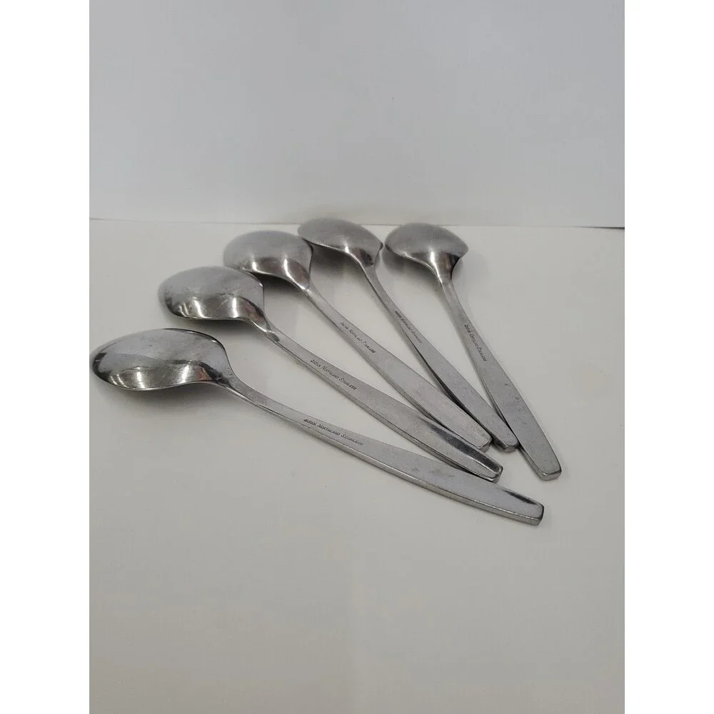 Northland Stainless (Japan) Burnished Pattern #OHS125 By‎ Oneida (16 Piece Lot)